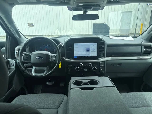 Used 2025 Silver Ford XLT image 12
