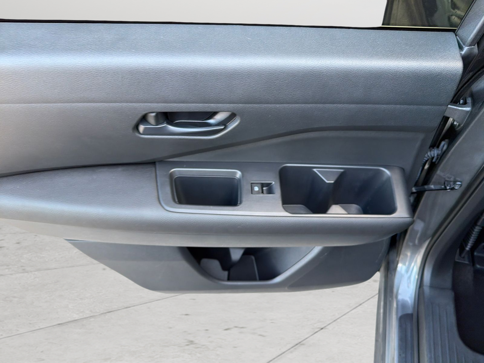 Used 2023 Gun Metallic Nissan S image 32