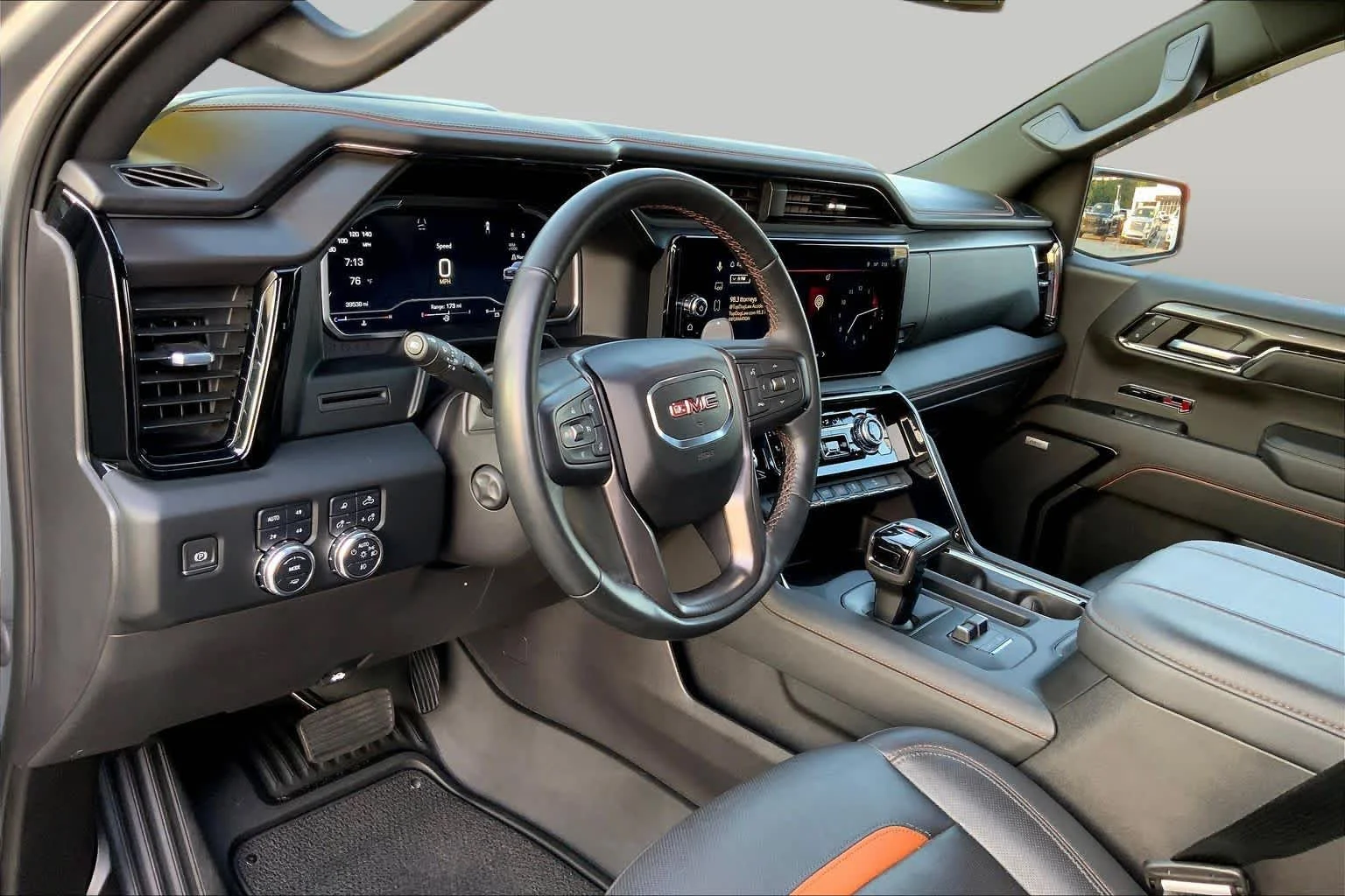 Used 2023 Sterling Metallic GMC AT4 image 17