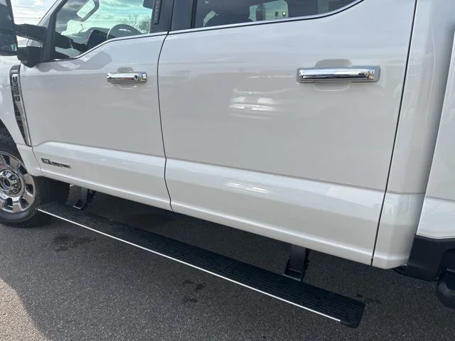 New 2026 Star White Metallic Tri-Coat Ford F-250® Lariat® image 26