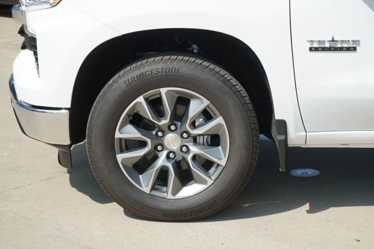 2026 Chevrolet Silverado 1500 LT - Photo 18