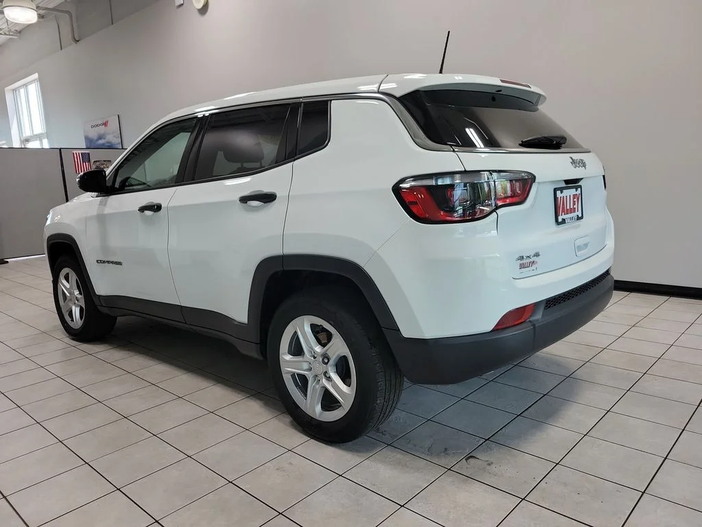 Used 2023 White Jeep Sport image 9