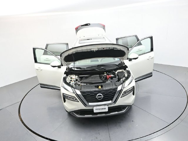 Used 2023 White Nissan SL image 35