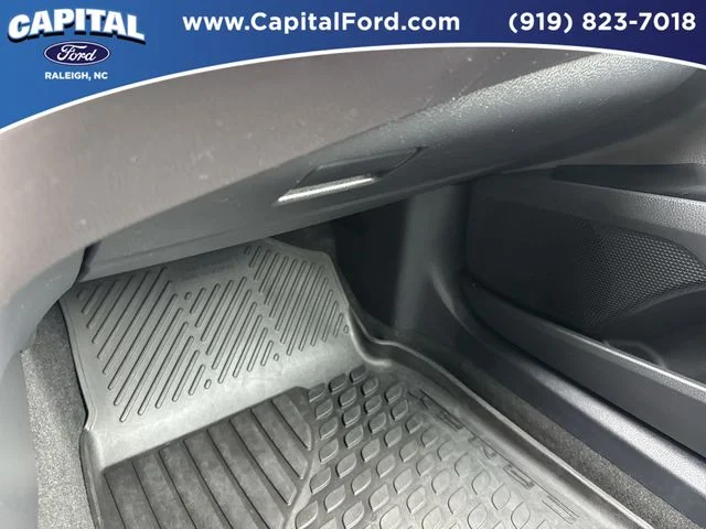 Used 2025 White Toyota SE image 27