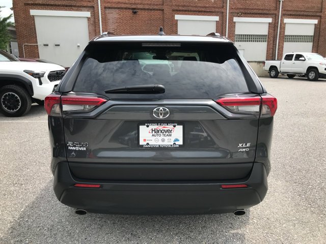 Used 2025 Magnetic Gray Metallic Toyota XLE image 6