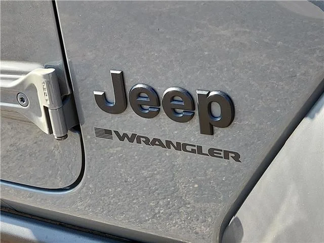 Used 2023 Granite Crystal Metallic Clearcoat Jeep Willys Sport 4x4 image 8