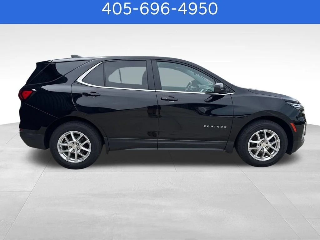 Pre-Owned 2022 Chevrolet Equinox LT