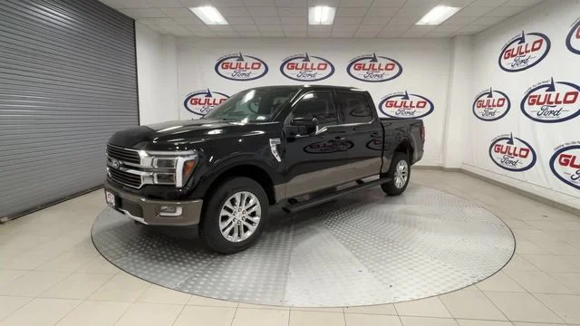 New 2026 Agate Black Metallic Ford King Ranch image 6