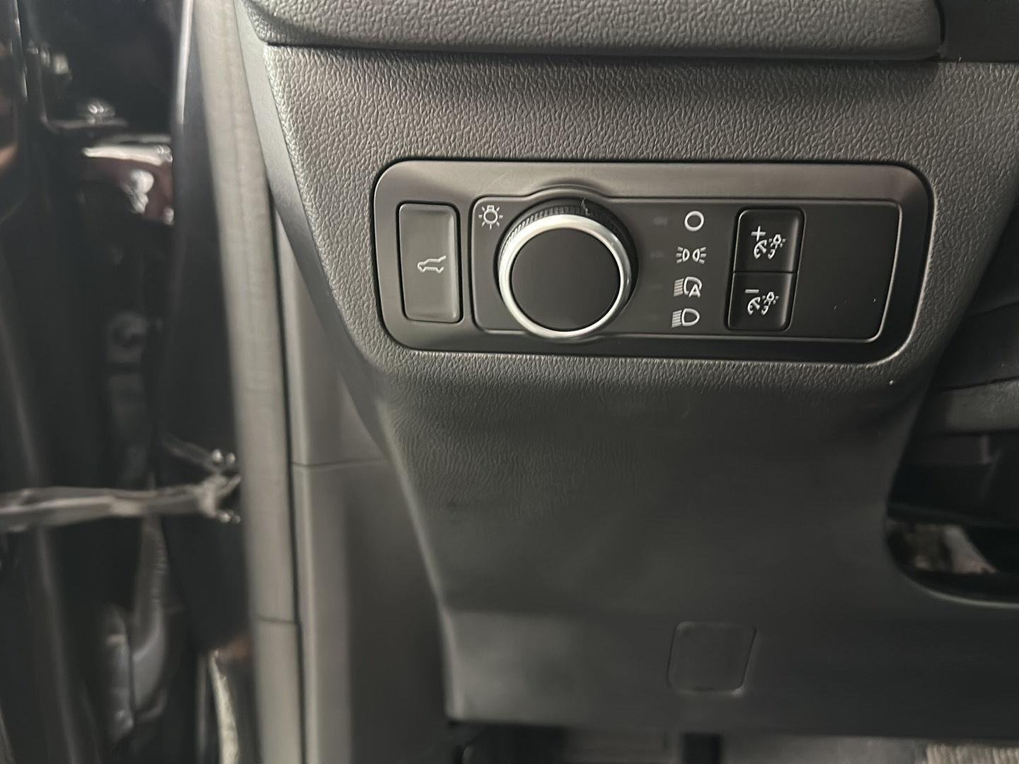 Used 2023 Agate Black Metallic Ford Active image 20