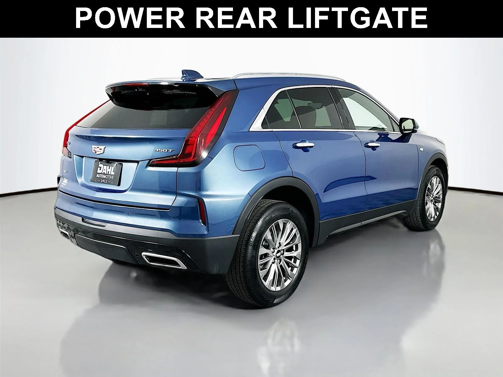 2024 Cadillac XT4 Premium Luxury - Photo 7