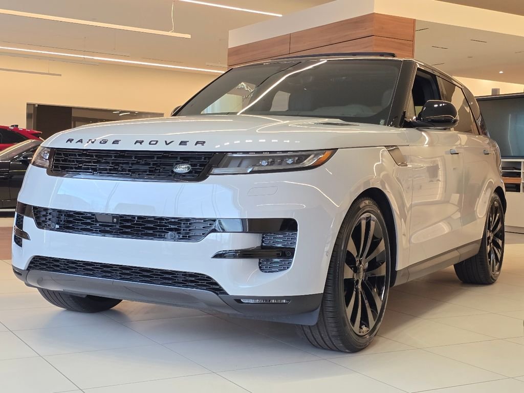 New 2026 Borasco Grey Land Rover se image 2