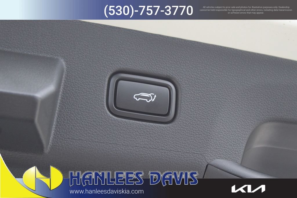 New 2026 Snow White Pearl Kia X-Line image 11