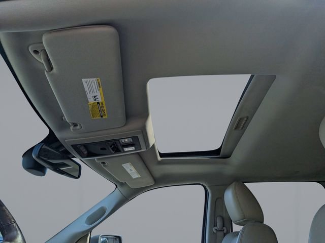 Used 2014 White Ram Laramie image 21