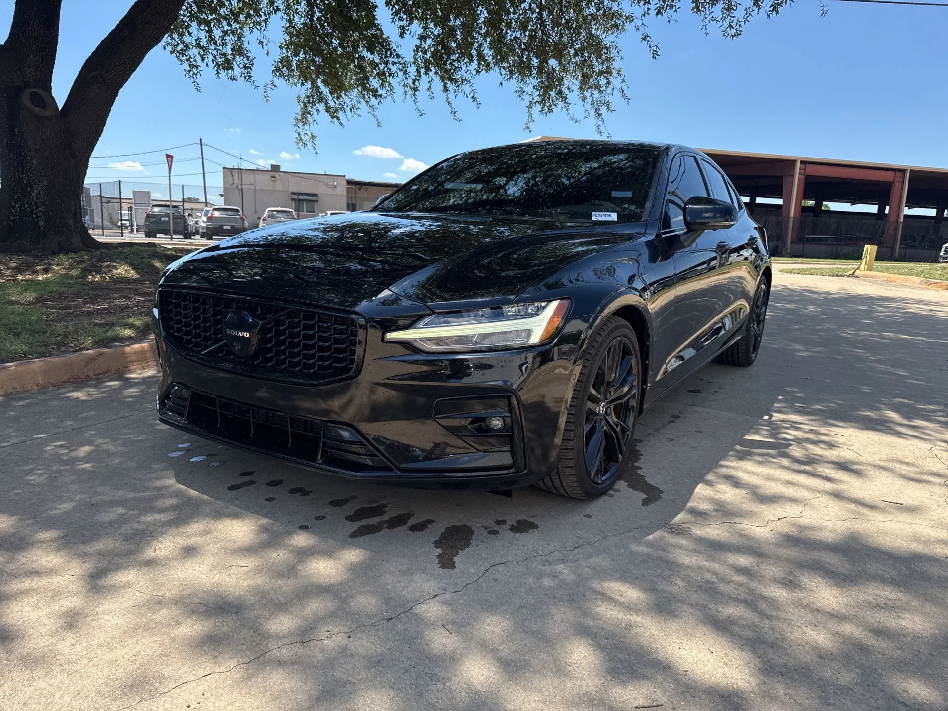 2023 Volvo S60 B5 Ultimate Black Edition's photo