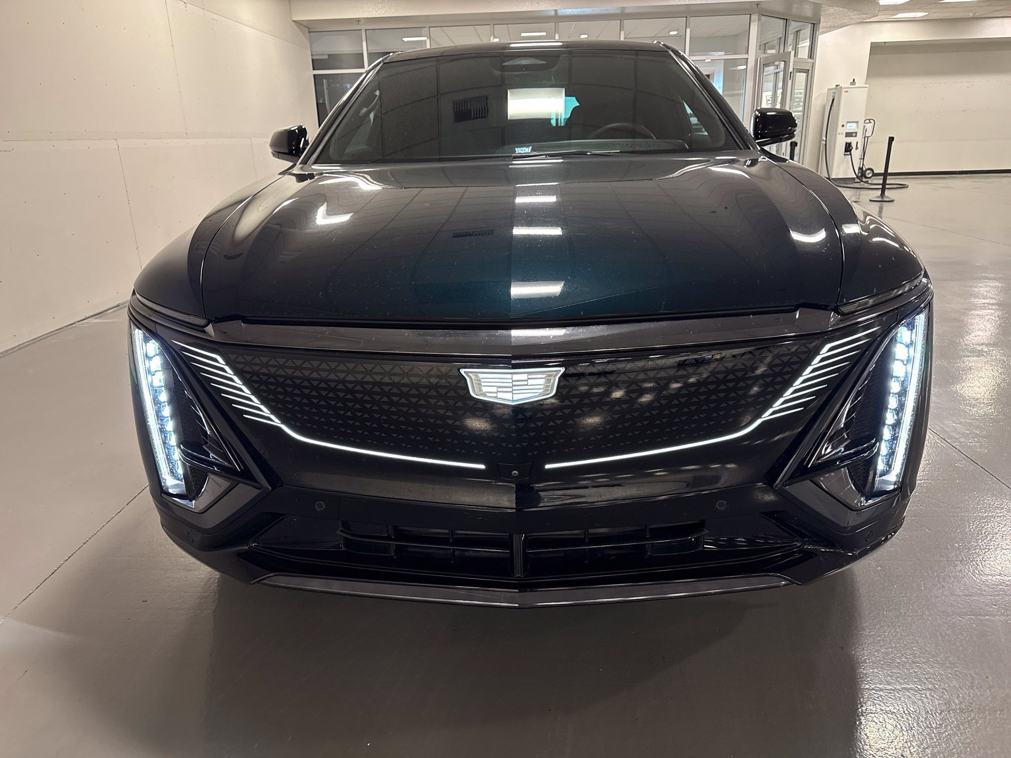 Used 2024 Cadillac LYRIQ Sport 2 with VIN 1GYKPVRLXRZ106991 for sale in Henderson, NV