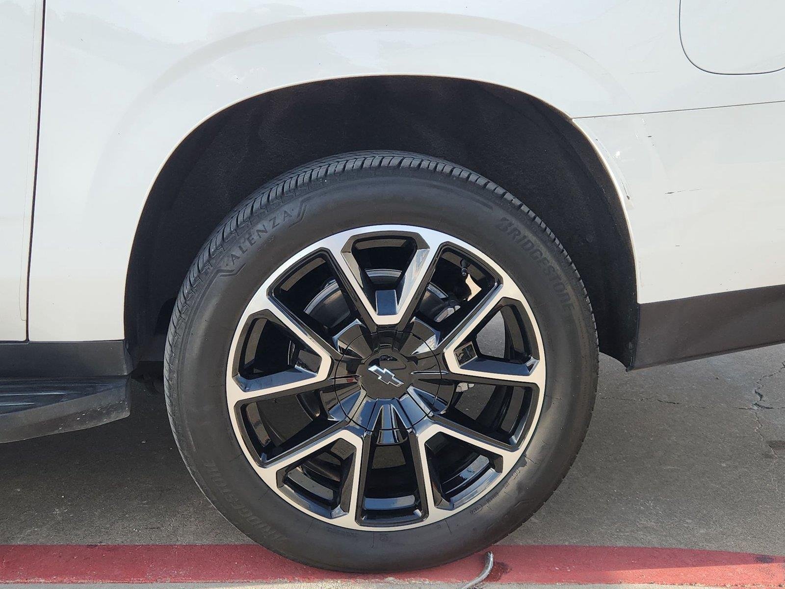 2024 Chevrolet Suburban RST - Photo 34
