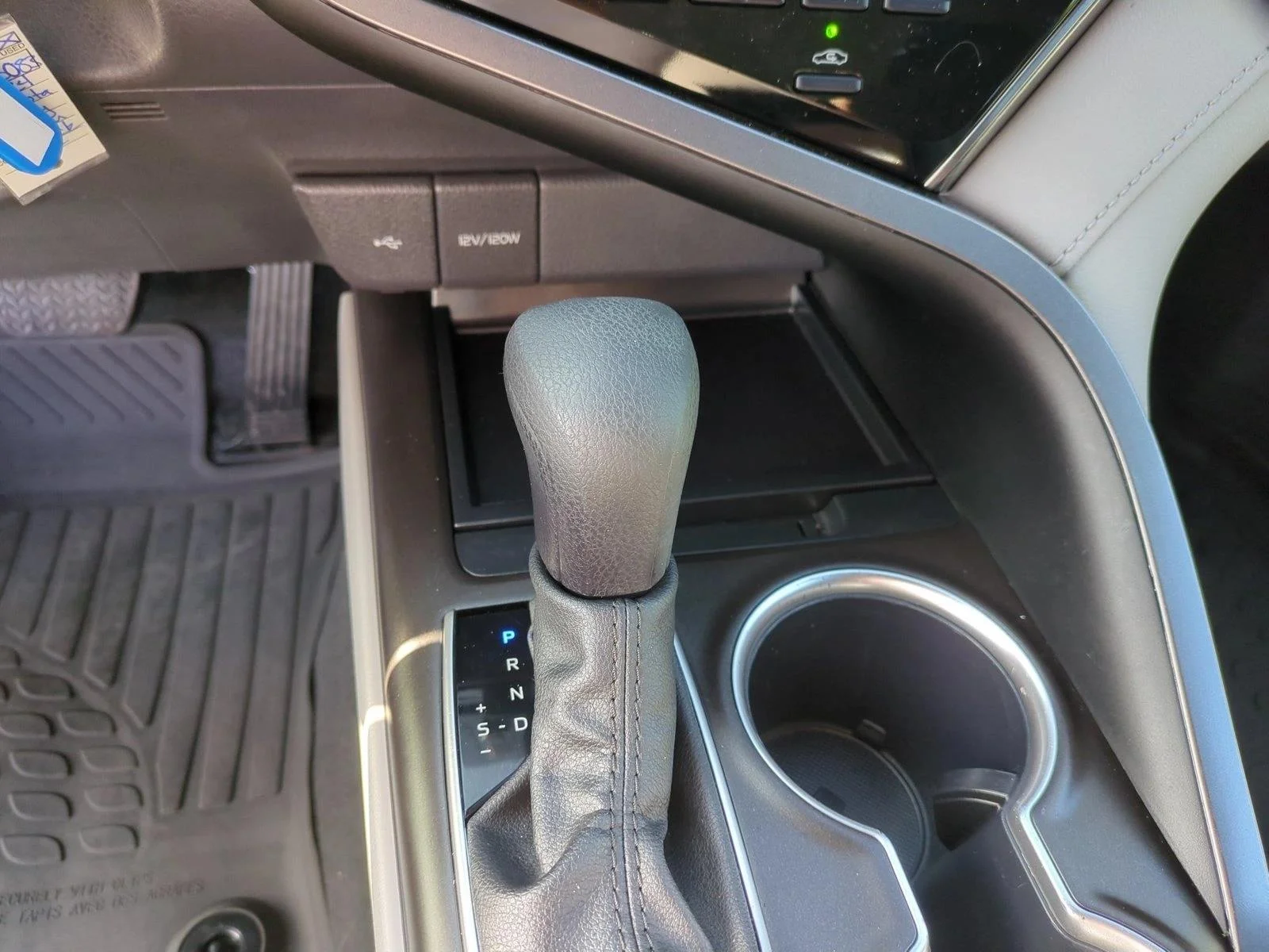 Used 2024 Midnight Black Metallic Toyota LE image 15
