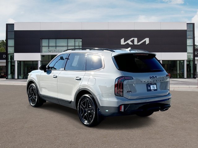 Used 2025 Gray Kia SX-Prestige X-Line image 6