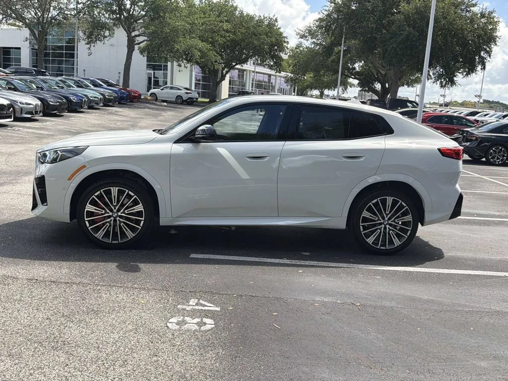 New 2026 Alpine White BMW xDrive28i image 7