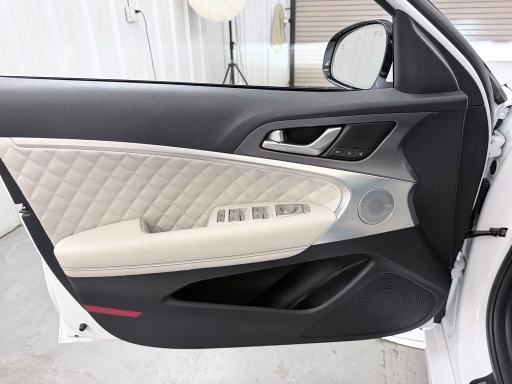 2025 GENESIS G70 Sport Advanced - Photo 12