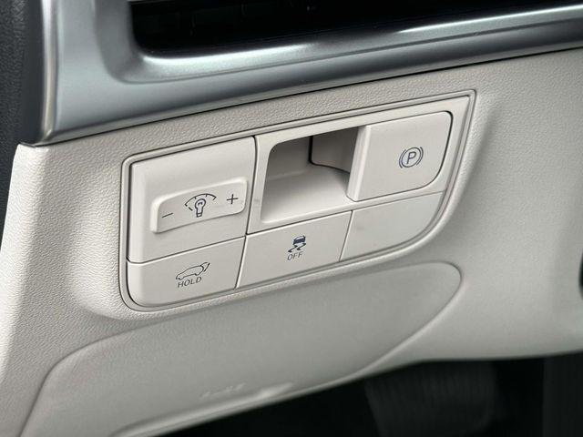 New 2025 Gray Hyundai Limited AWD image 31