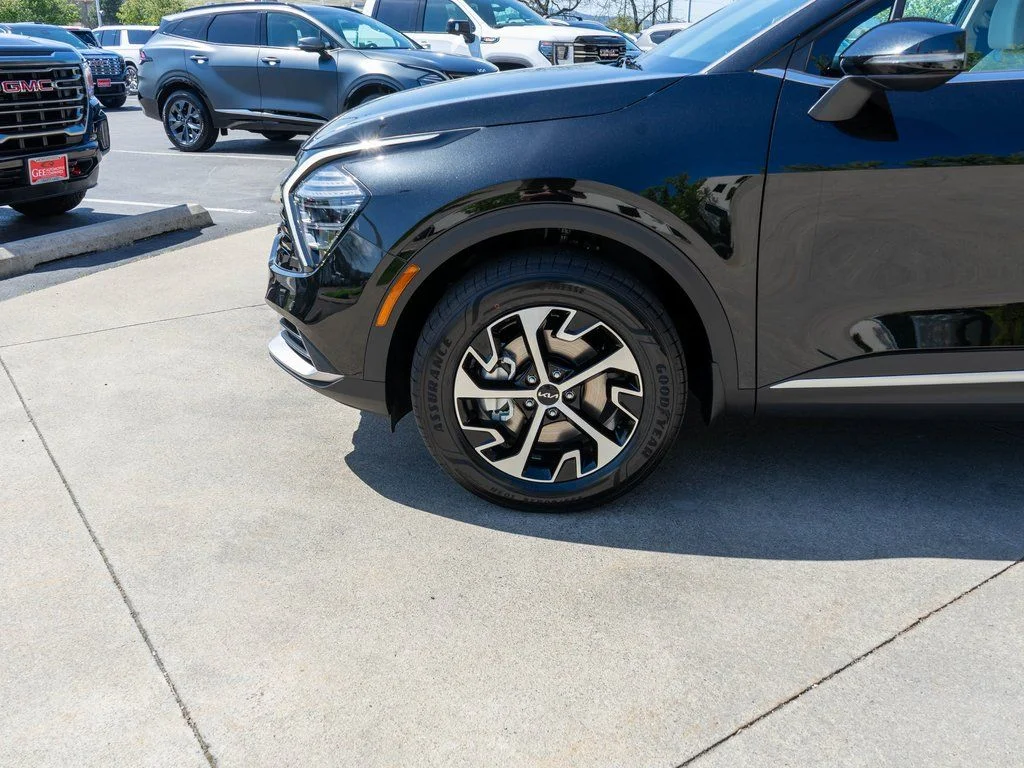 Certified Used 2025 Black Kia EX image 27