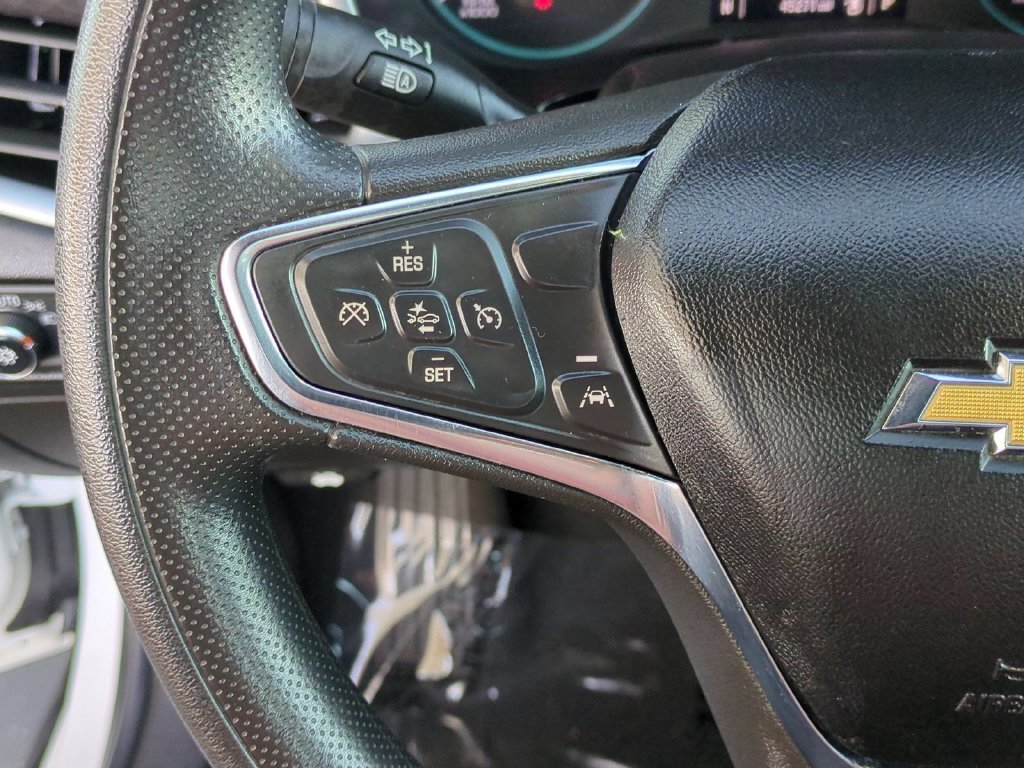 Used 2023 SUMMIT WHITE Chevrolet LT image 12