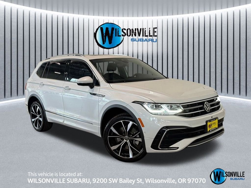 2022 Volkswagen Tiguan 2.0T SEL R-Line 4Motion's photo