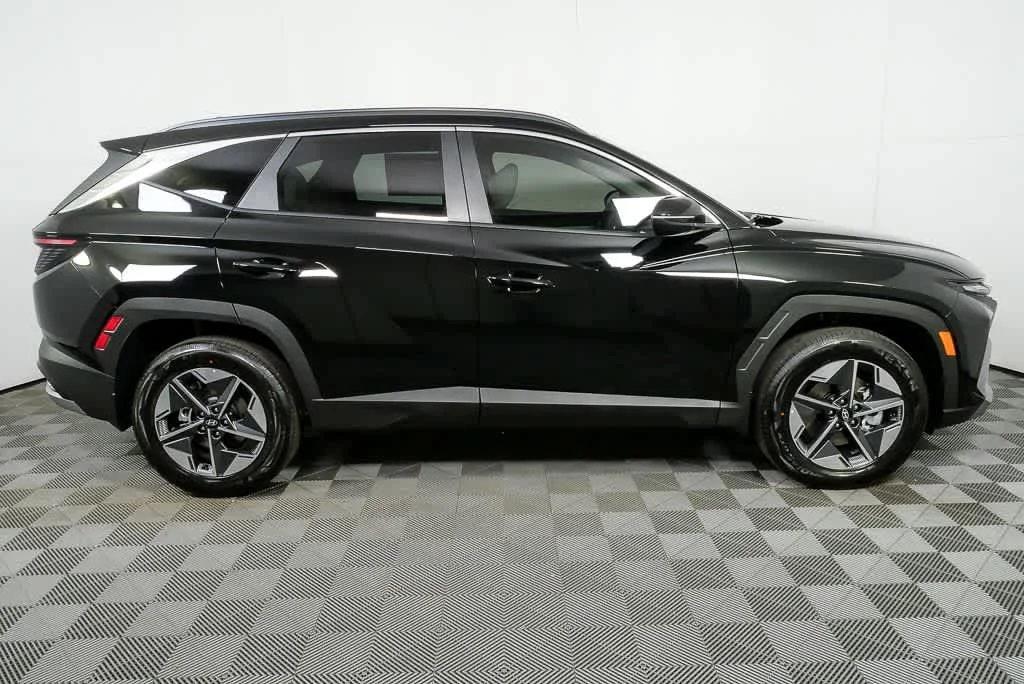 New 2026 Ash Black Hyundai SEL Convenience image 5