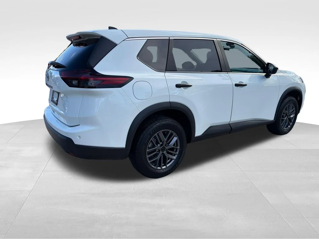 2024 Nissan Rogue S - Photo 7