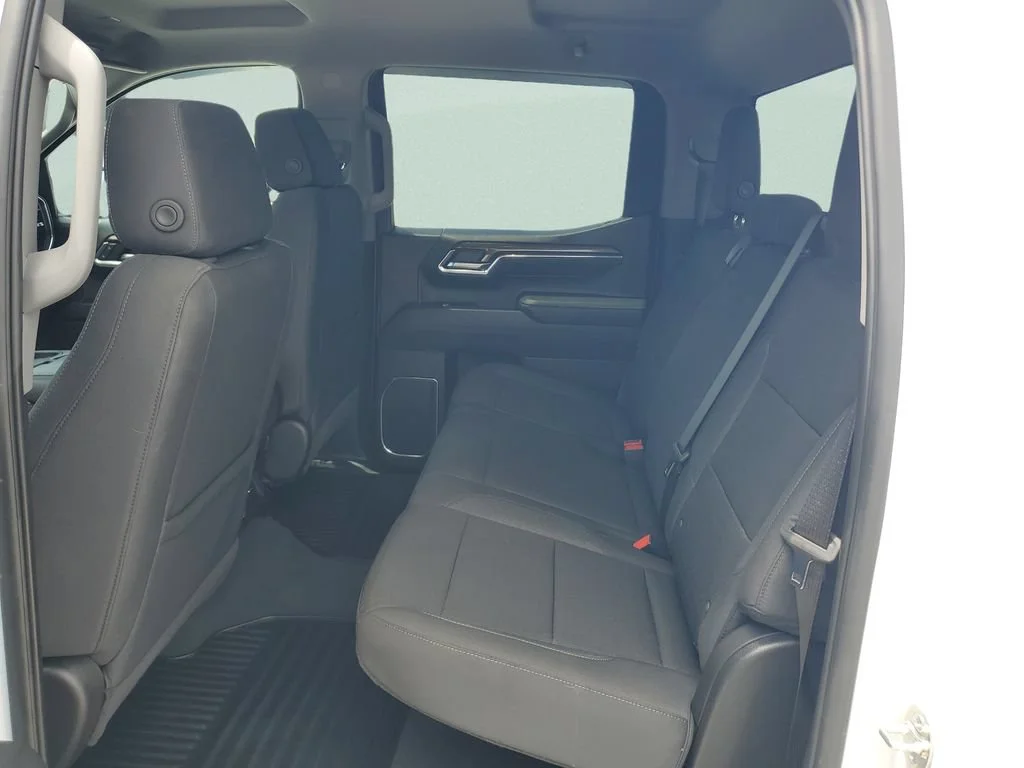 Used 2025 Summit White Chevrolet LT (2FL) image 10