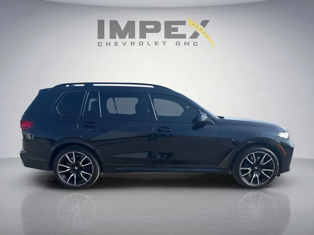 Used 2019  BMW xDrive50i image 6