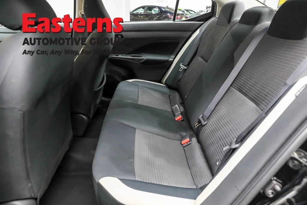 Used 2021 Black Nissan 1.6 SV image 20