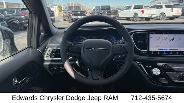 2026 Chrysler Pacifica Select - Photo 34