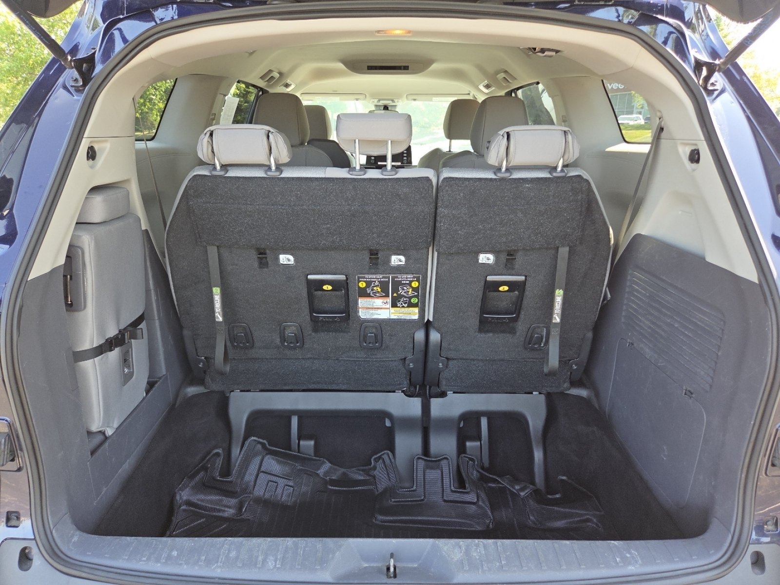 Used 2024 Gray Toyota Hybrid LE image 23