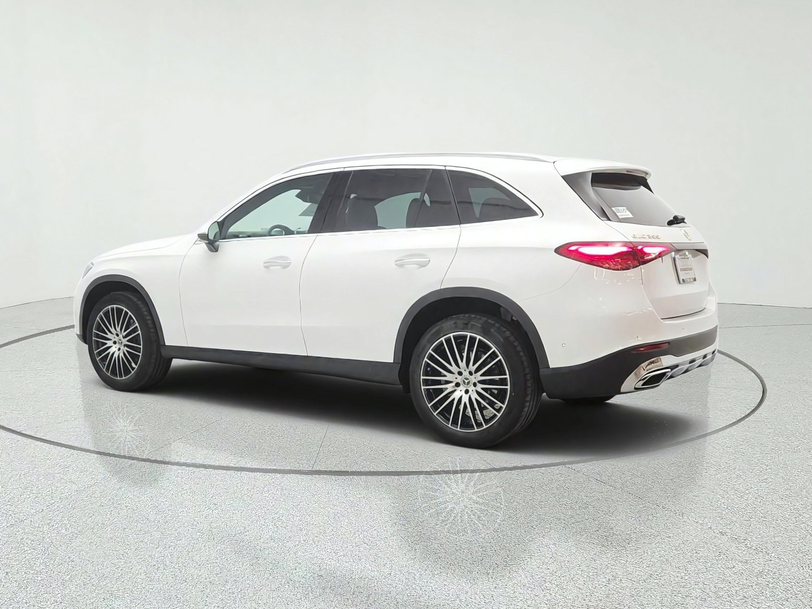 New 2027 Polar White Mercedes-Benz GLC 300 SUV image 28