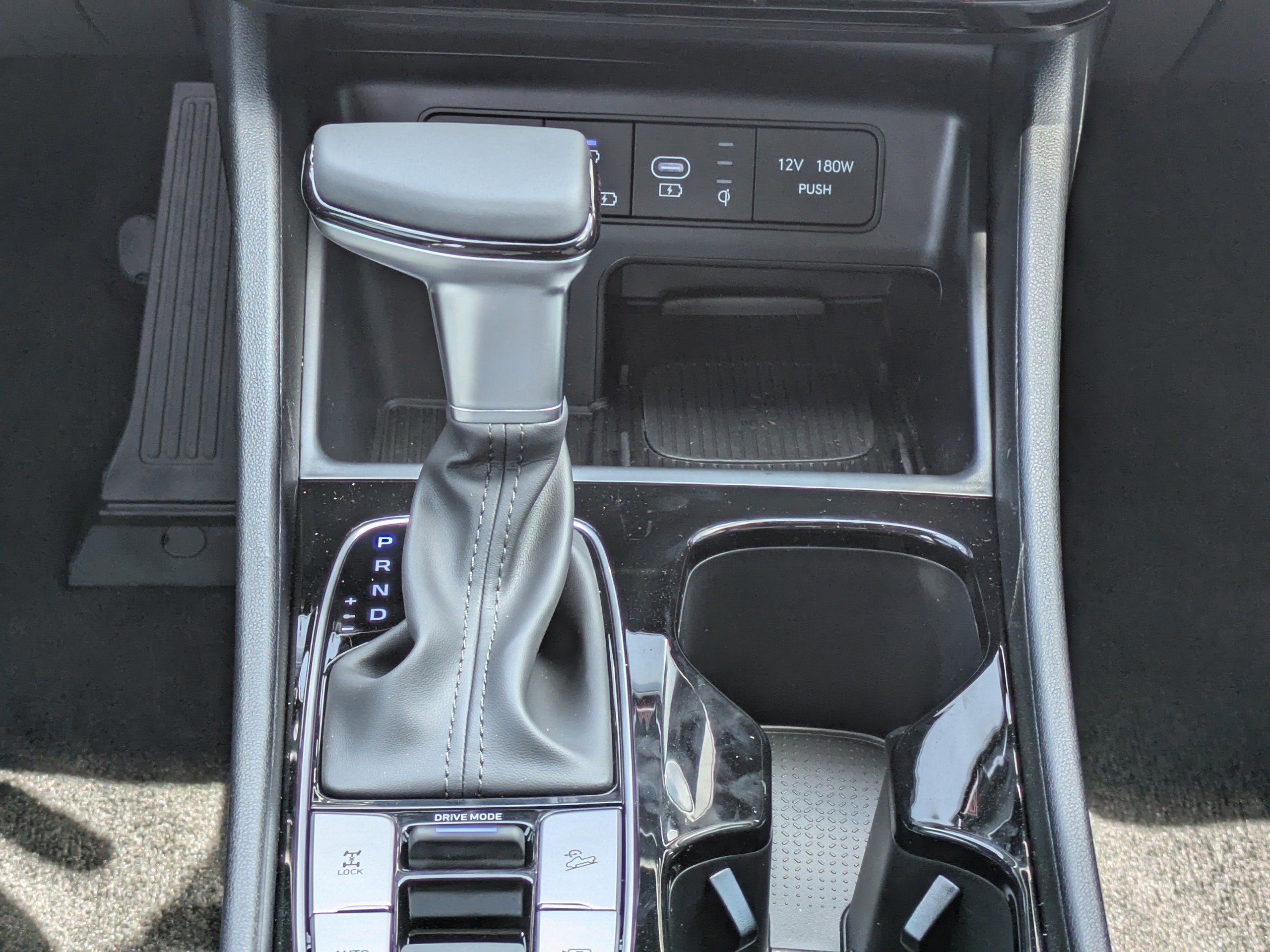 New 2026 Atlas White Hyundai Limited image 16
