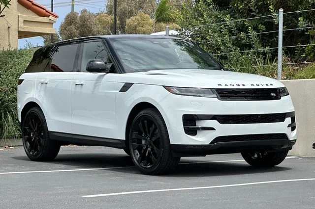 New 2026 Fuji White Land Rover SE image 7