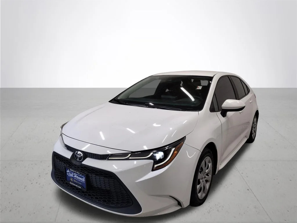 Used 2021 Toyota Corolla LE with VIN 5YFEPMAE9MP243367 for sale in Kelso, WA