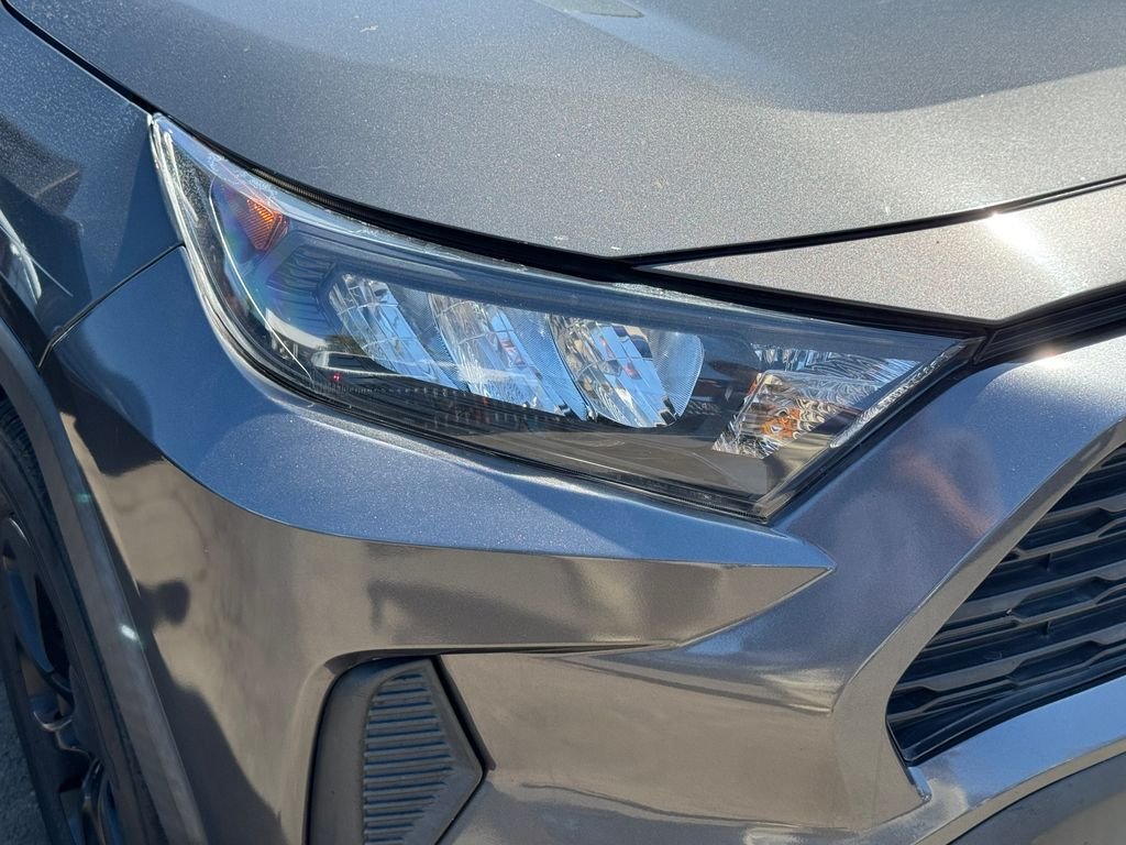 Used 2020 Gray Toyota LE image 3