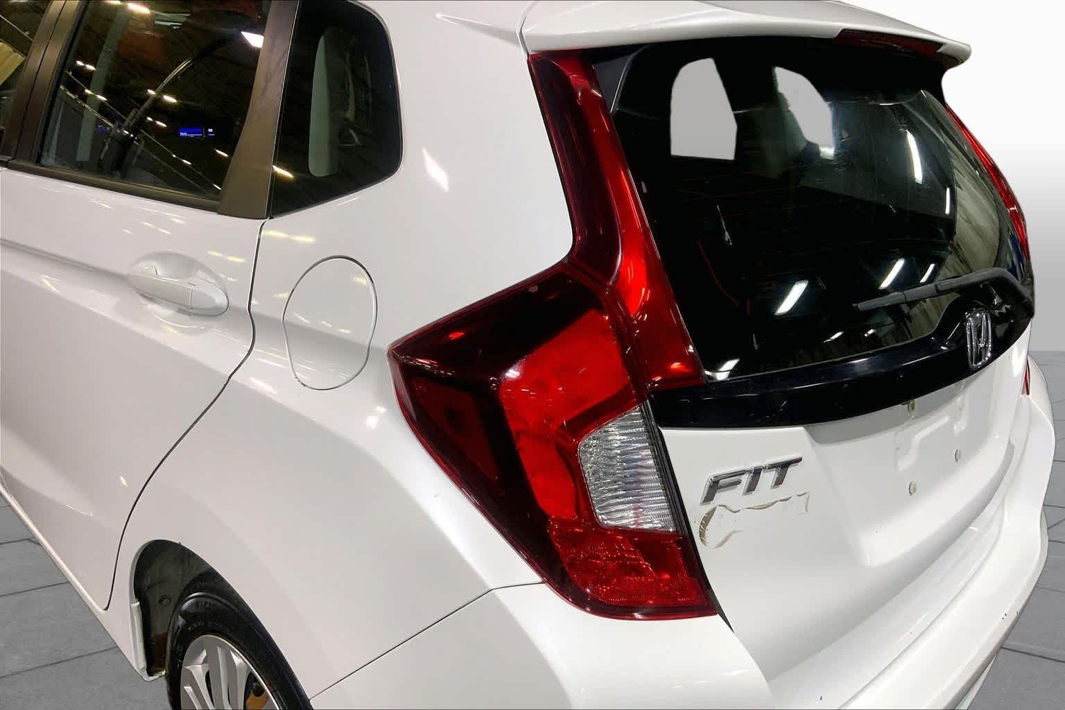Used 2015 White Orchid Pearl Honda LX image 28