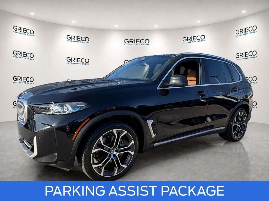 Used 2024 Black Sapphire Metallic BMW xDrive40i image 3