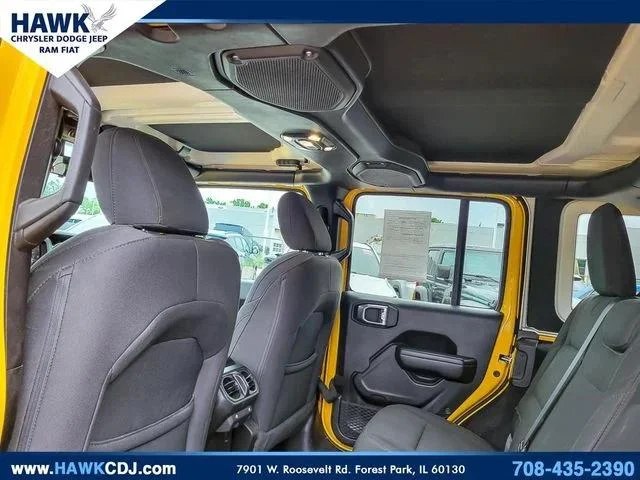 Used 2021 Yellow Jeep Sport Altitude image 11