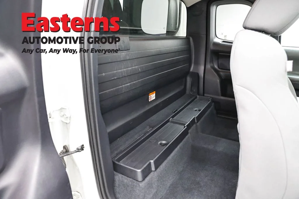 Used 2019 White Toyota SR image 23