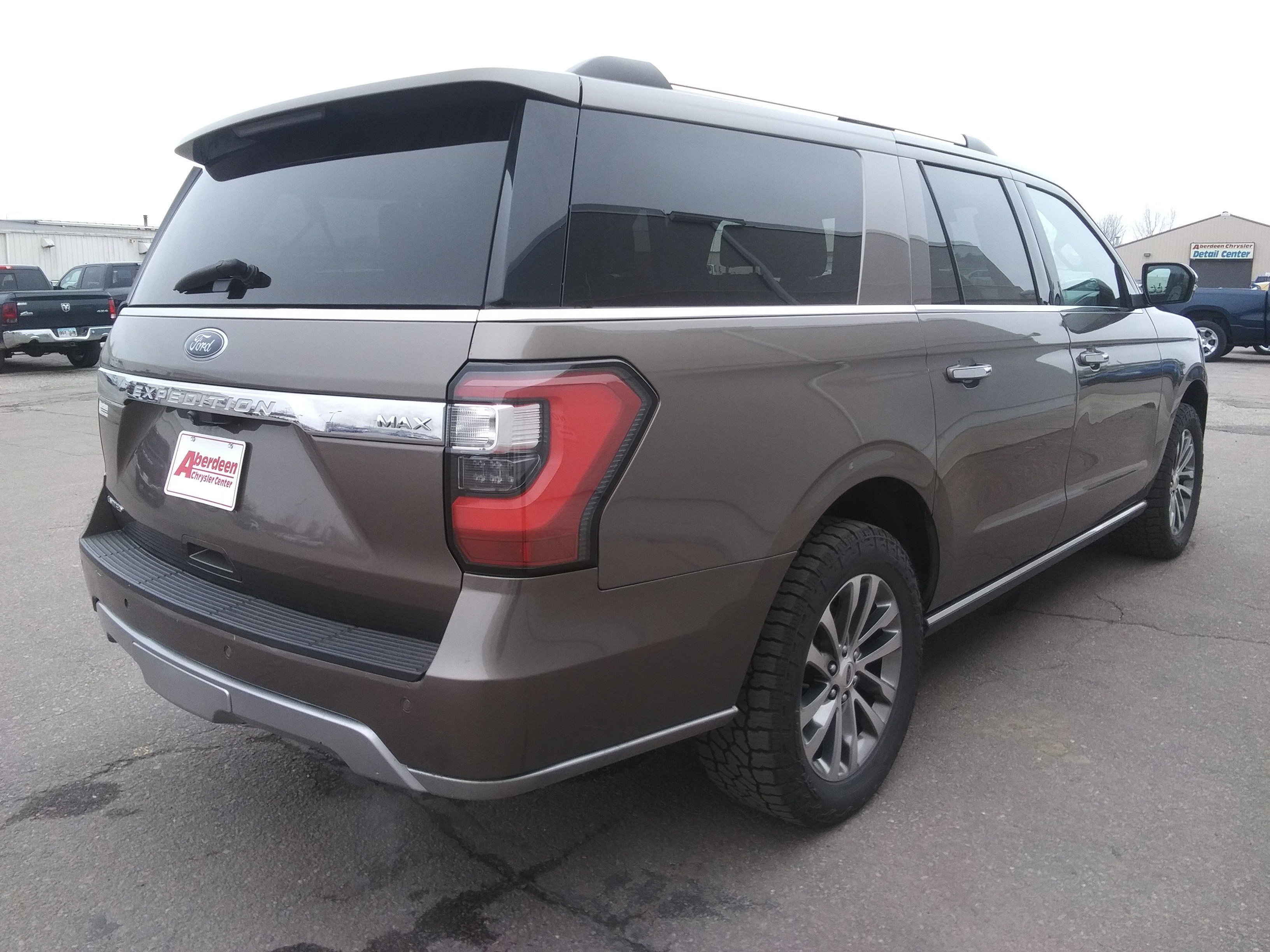 Used 2018 Gray Ford Limited image 5