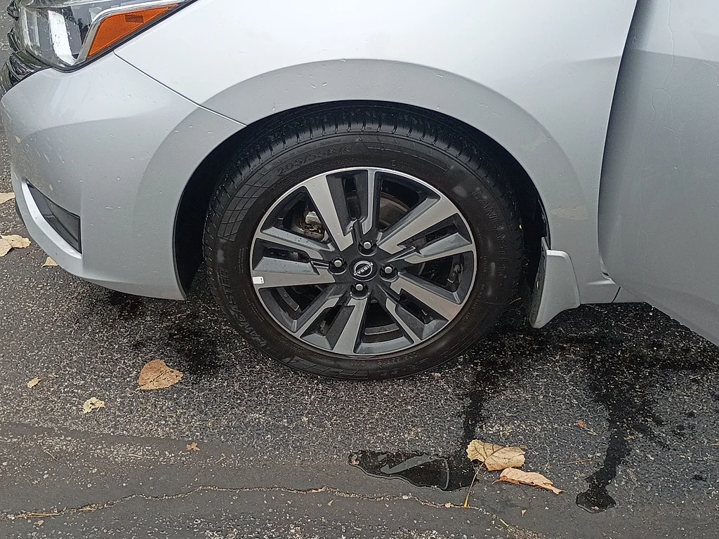 2024 Nissan Versa SV, photo 10 of 12