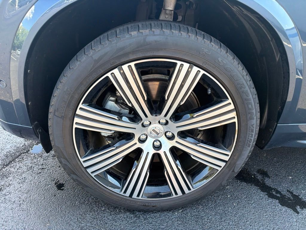 Used 2024 Denim Blue Metallic Volvo Ultimate image 10