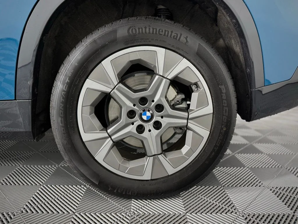 2025 BMW X1 28i - Photo 17