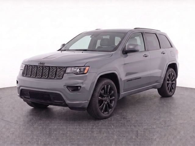 Used 2020 Sting-gray Clearcoat Jeep Altitude image 2