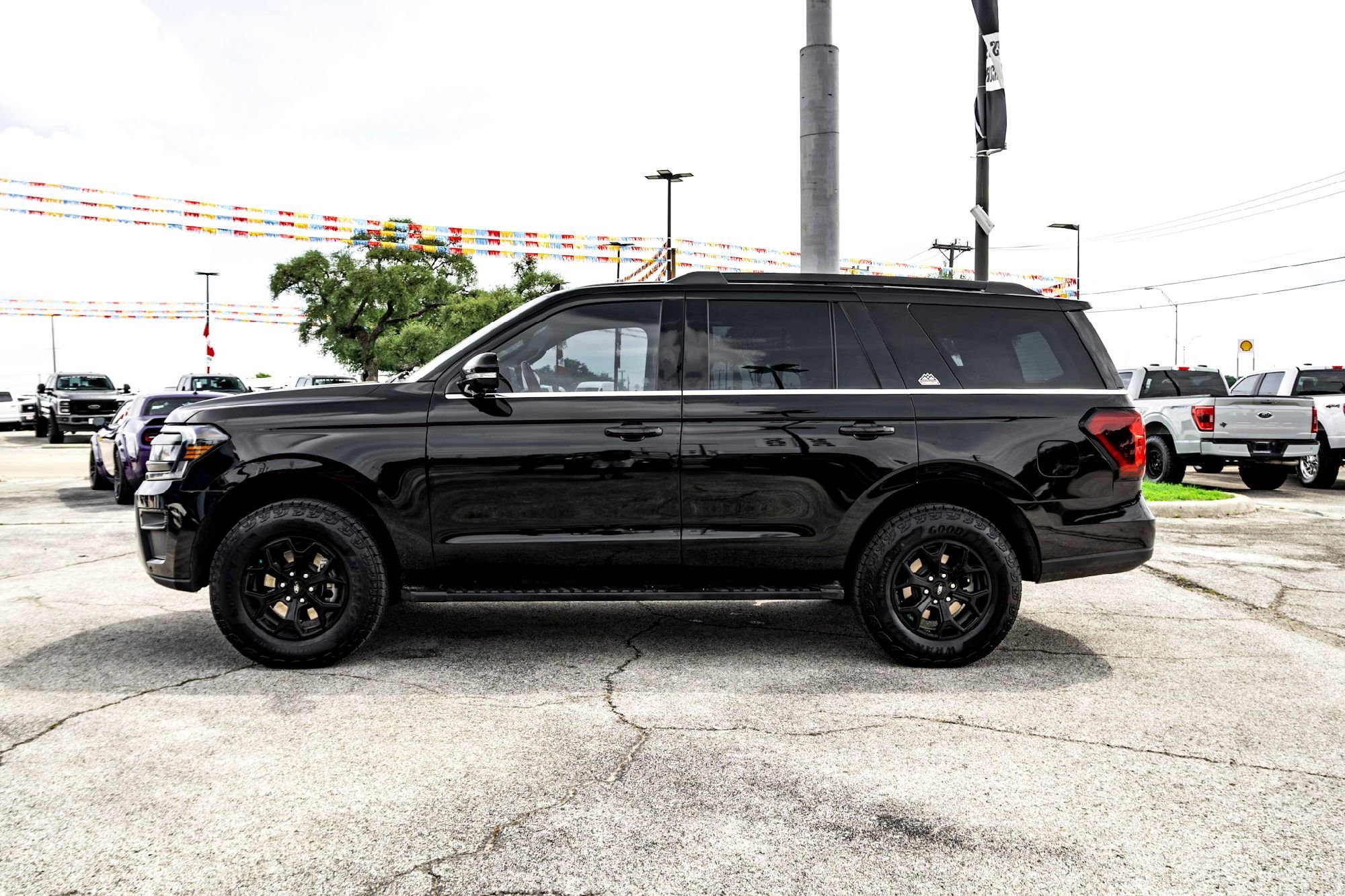 Certified Used 2022 Agate Black Metallic Ford Timberline image 8